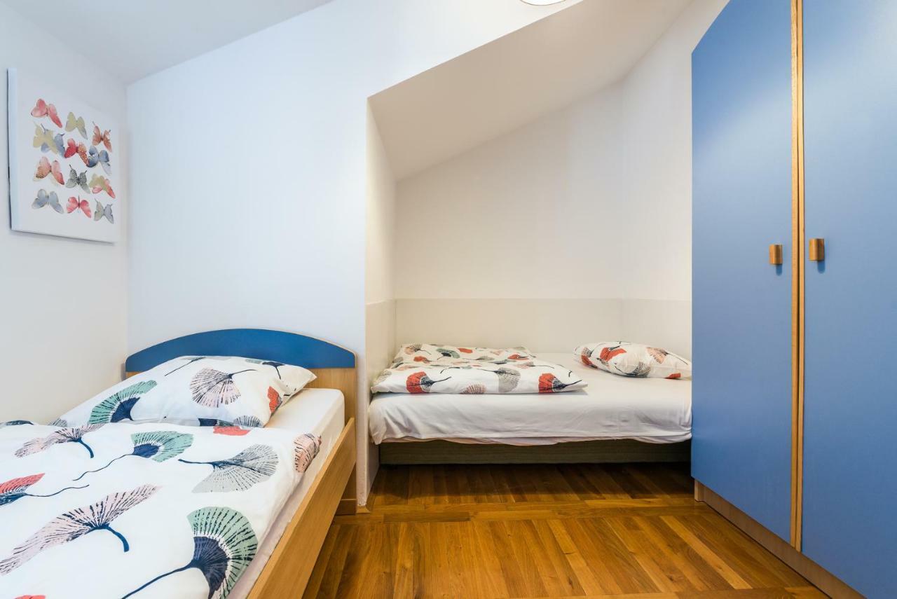 Apartman Karla Mara Ana Ivan & Jo 斯里马 外观 照片